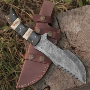 Custom HANDMADE FORGED DAMASCUS Steel Hunting BUSHCRAFT SURVIVAL TRACKER KNIFE