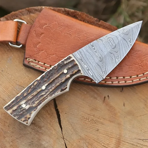 handmade-damascus-steel-skinner-knife-stag-antler-handle